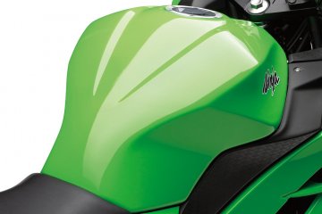 2013年モデル Ninja 250 インドネシア仕様(EX250L)フィーチャーカット