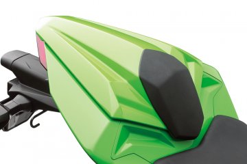 2013年モデル Ninja 250 インドネシア仕様(EX250L)フィーチャーカット