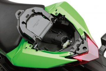 2013年モデル Ninja 250 インドネシア仕様(EX250L)フィーチャーカット