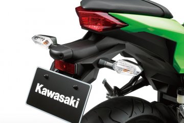 2013年モデル Ninja 250 インドネシア仕様(EX250L)フィーチャーカット