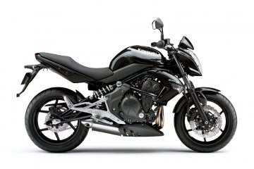 2011年モデル ER-6n ABS (ER650DBF)※欧州一般仕様