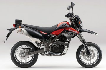 2014年モデル D-TRACKER125