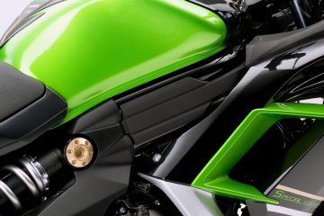 2014モデル Ninja 400 Special Editionフィーチャーカット