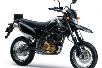 2015年モデル D-TRACKER 125 タイ仕様