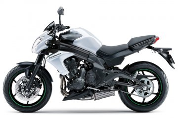 2015年モデル ER-6n ABS (ER650F)※欧州一般仕様