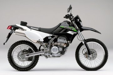 2015年モデル KLX250