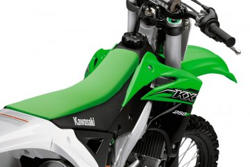 2015年モデル KX250F フィーチャーカット