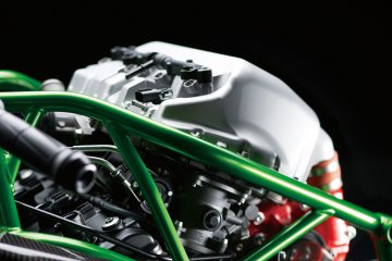 2015年モデル Ninja H2R 欧州一般仕様(ZX1000P)