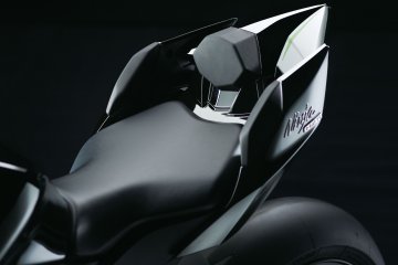 2015年モデル Ninja H2R 欧州一般仕様(ZX1000P)