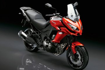 2015年モデル VERSYS 1000 欧州一般仕様 (KLZ1000B)スタイリングフォト