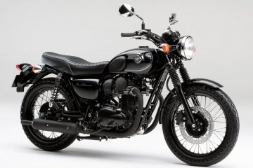 2015年モデル W800 Black Edition