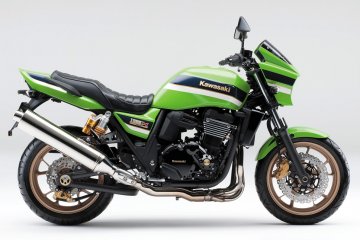 2015年モデル ZRX1200 DAEG カワサキ正規取扱店特別仕様車