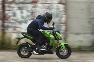 2016年モデル Z125 PRO タイ仕様(BR125H)アクションフォト