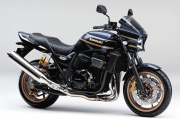 2016年モデル ZRX1200 DAEG カワサキ正規取扱店特別仕様車