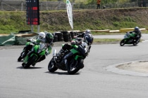 ［2016］Ninja 250SL単独レースも開催! カワサキCS2グループサーキット走行会 レポート