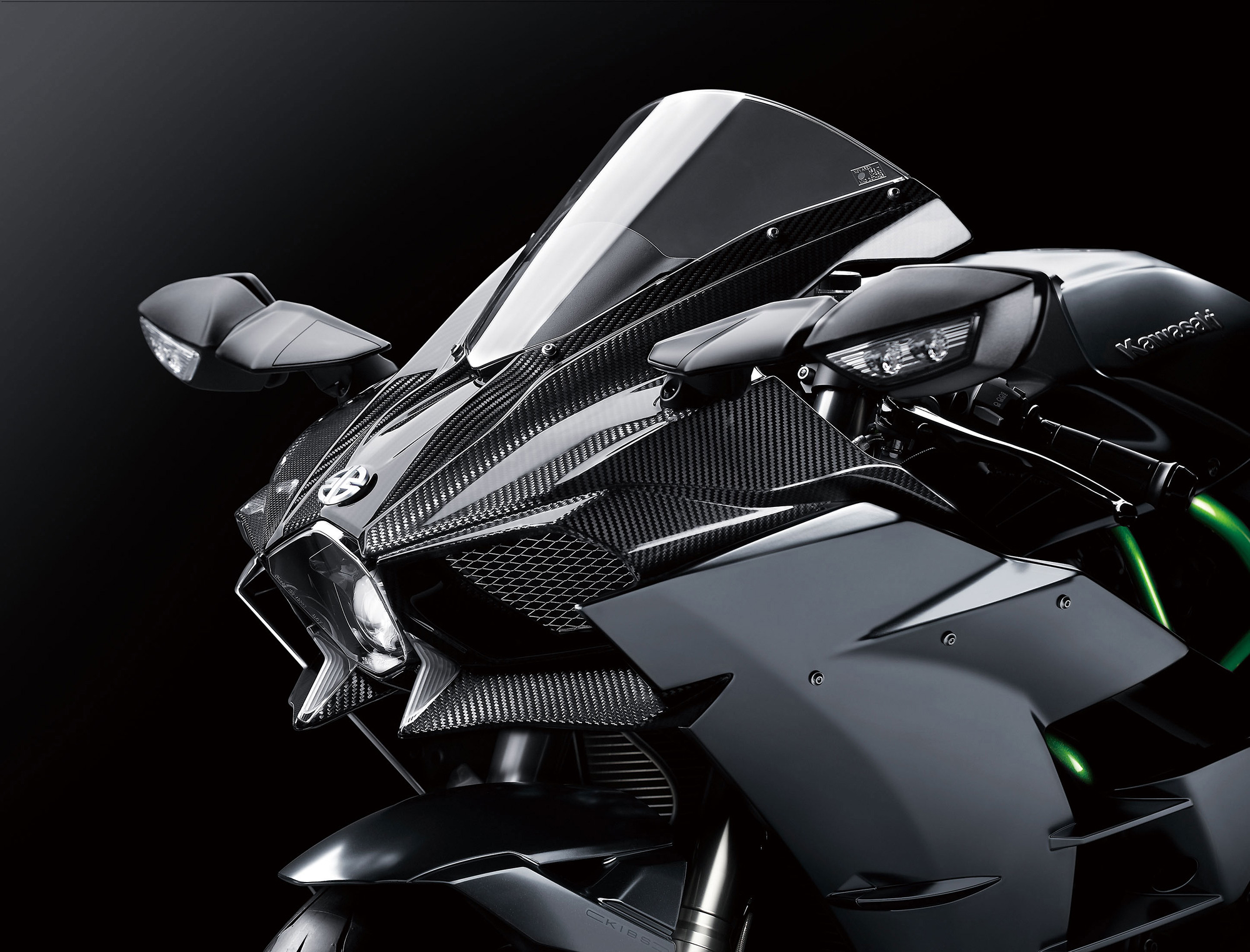 Ninja H2/Ninja H2 Carbon/Ninja H2R］2017年モデルは装備が充実