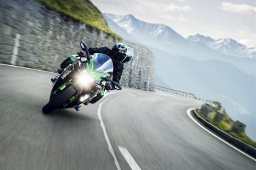 2018年モデル Ninja H2 SX