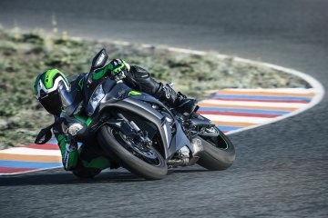 2018年モデル Ninja ZX-10R SE