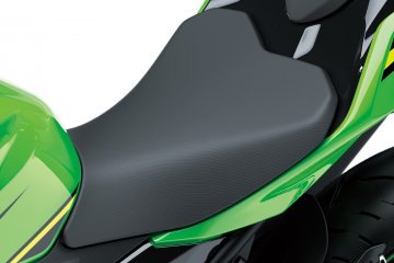 2018年モデル Ninja 400 フィーチャーカット