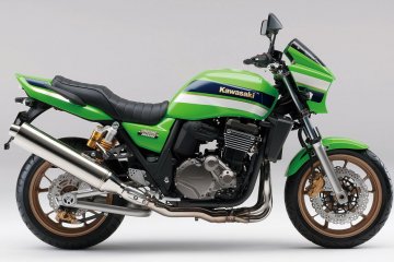 2012年モデル ZRX1200DAEG カワサキ正規取扱店特別仕様車