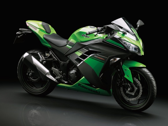 2013年モデル Ninja 250 ABS Special Edition インドネシア仕様(EX250M)フィーチャーカット