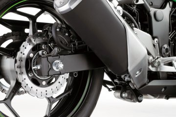 2013年モデル Ninja 250 ABS Special Edition インドネシア仕様(EX250M)フィーチャーカット