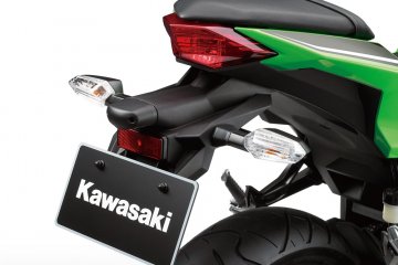 2013年モデル Ninja 250 ABS Special Edition インドネシア仕様(EX250M)フィーチャーカット