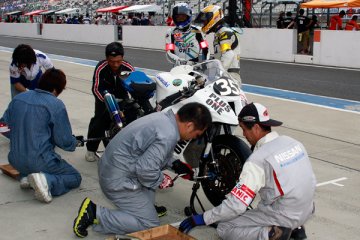 2012年 “コカ・コーラ ゼロ”鈴鹿8時間耐久ロードレース 第35回大会