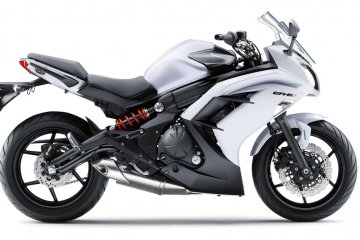 2013年モデル ER-6f ABS (EX650FDF)※欧州一般仕様