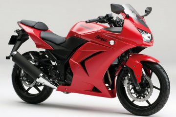 2012年モデル Ninja250R レッド