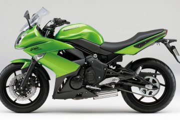 2013年モデル Ninja 400R