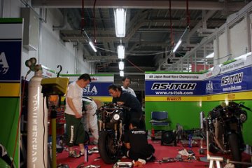 2010年7月22日〜25日 鈴鹿8時間耐久ロードレース