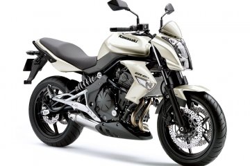 2011年モデル ER-6n (ER650CBF)※欧州一般仕様