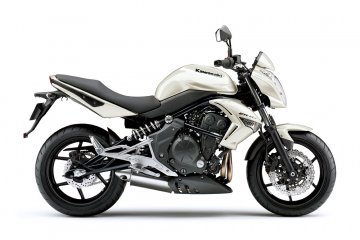 2011年モデル ER-6n (ER650CBF)※欧州一般仕様