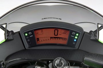 2011年モデル Ninja400R メーター