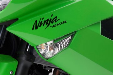 2011年モデル Ninja400R ウインカー