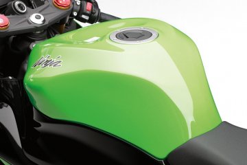 2013年モデル Ninja ZX-6R (ZX636EDF)※欧州一般仕様