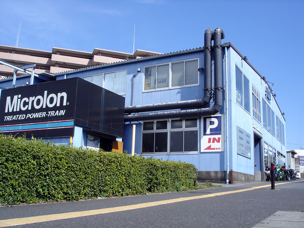 Dr.東京 About Us | 港区の麻布インプラント歯科｜元麻布ヒルズデンタルクリニック