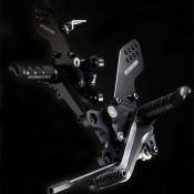 Ninja ZX-14R(12〜)/ZZR1400(〜11)用 ストライカー スポーツコンセプト(STC)ステップキット