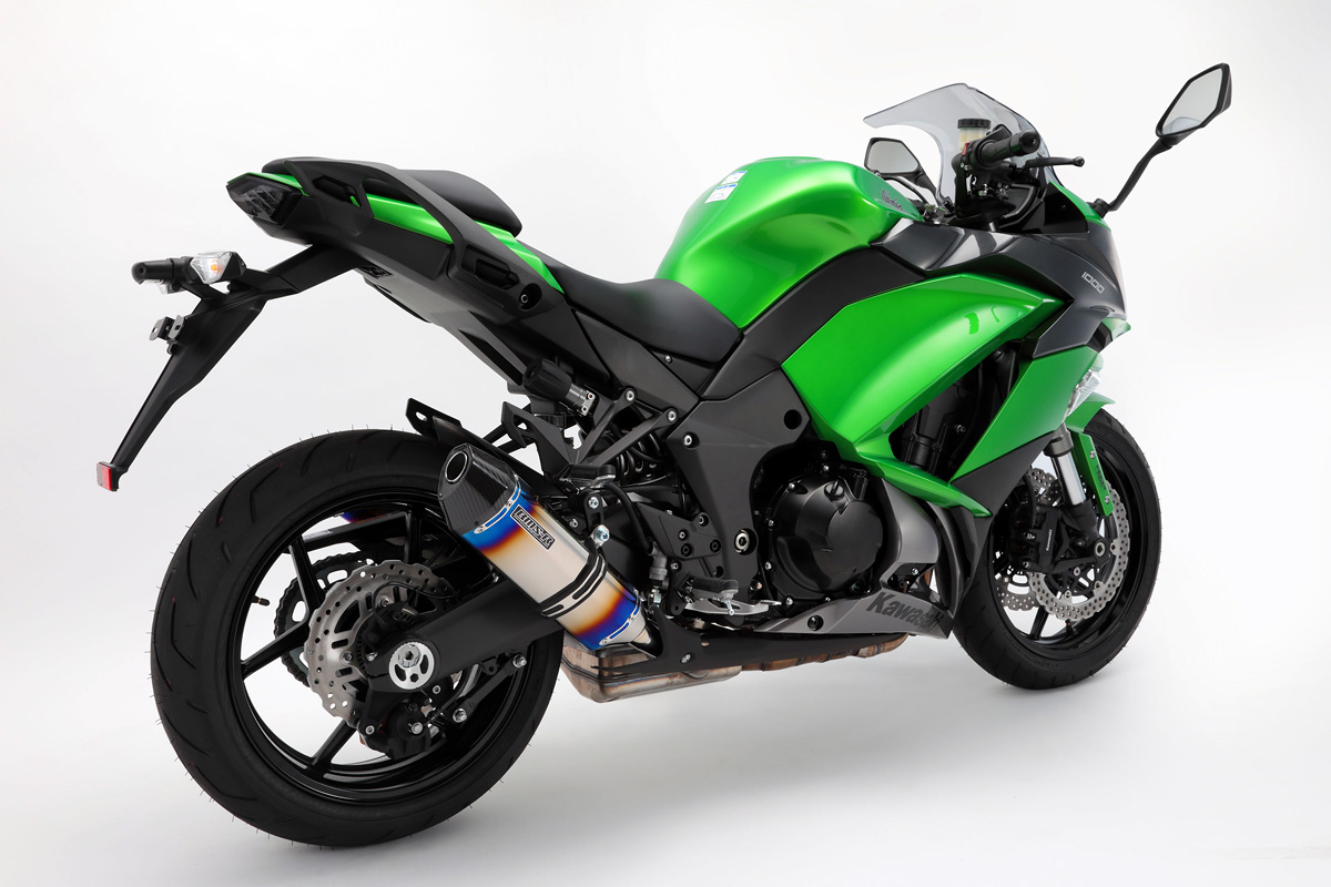 ninja 1000のチタンマフラーです。