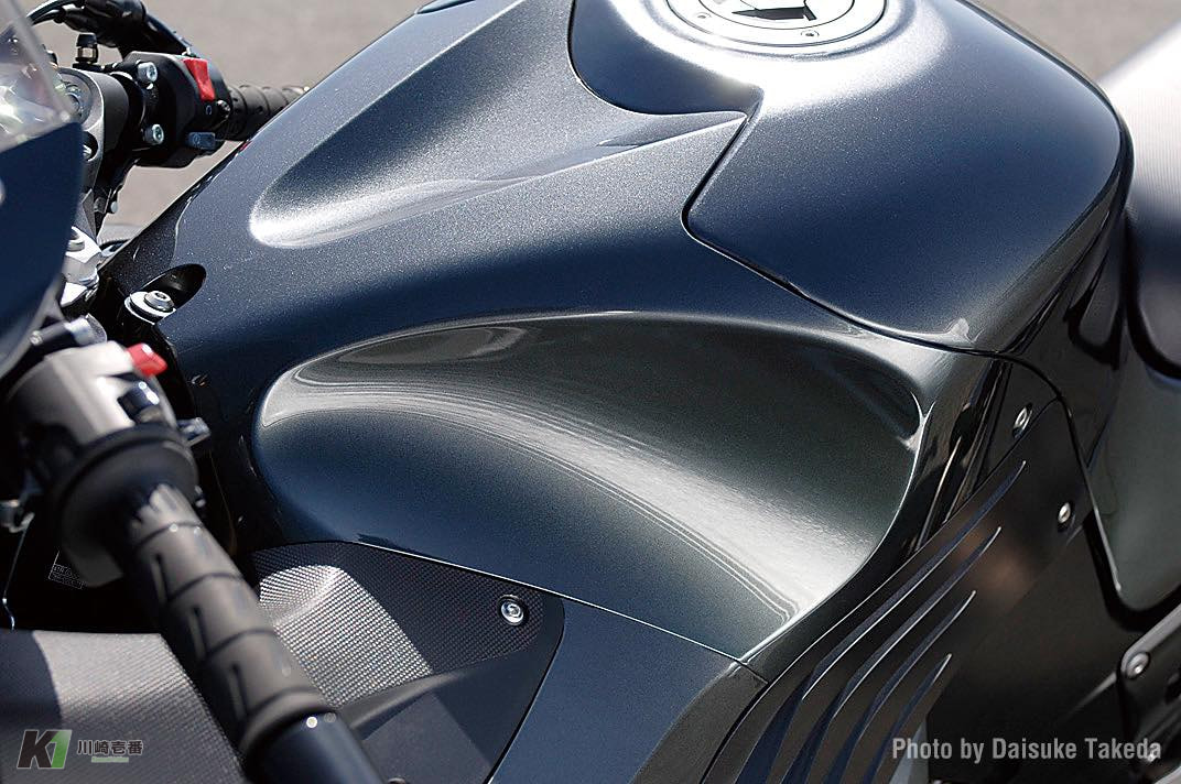 ZZR1400 | カワサキ名車列伝 | カワサキイチバン