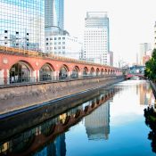 カワサキショールーム マーチエキュート 神田万世橋