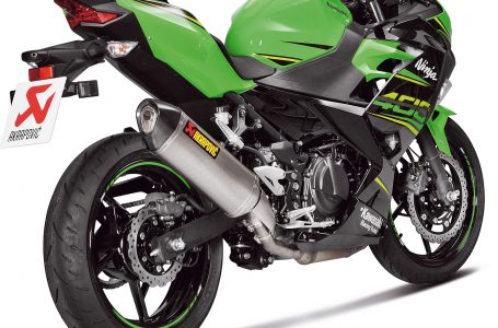 アクラポヴィッチ スリップオンマフラー for Ninja 400