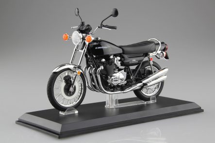 青島文化教材社 1/12 完成品バイク KAWASAKI 900Super4(Z1) ブラック