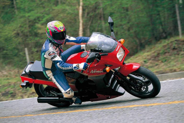 GPZ900R(A13) インプレッション