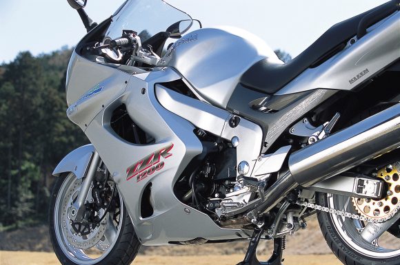 2002 ZZR1200(ZX1200C1) インプレッション