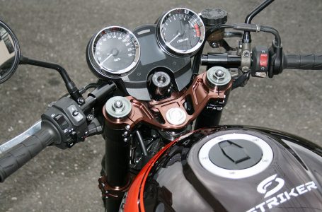 Gストライカー Z900RS用 セパレートハンドル/トップブリッジ