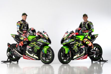 Ninja ZX-10RRとジョナサン・レイおよびレオン・ハスラム