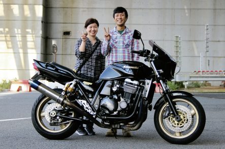 北九州から参加の黒瀬さん夫婦と、ZRX1100-Ⅱ