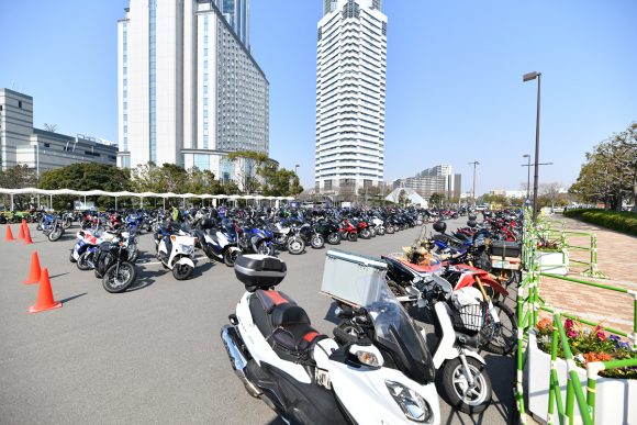 大阪モーターサイクルショー2019 駐輪場